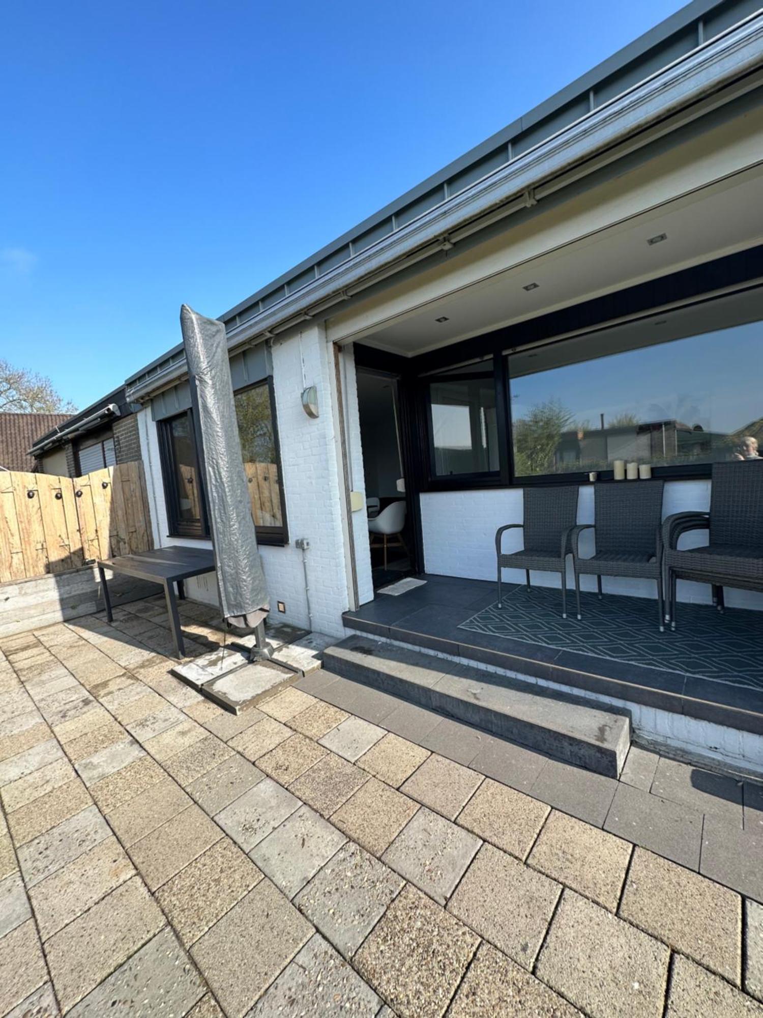 Bungalow Kleine Deichperle, Strand Und Deich In Unmittelbarer Naehe! Lemmer Buitenkant foto